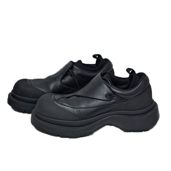 THE SVARTA Bootsレザースニーカー