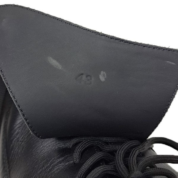 THE SVARTA Bootsレザースニーカー