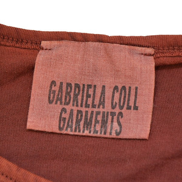 GABRIELA COLL GARMENTS×GABRIELACOLLGARMENTS(ガブリエラ コール ガーメンツ×ガブリエラコールガーメンツ)  クルーネックロングスリーブTシャツ