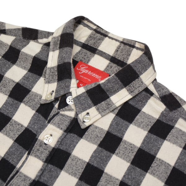 Supreme 古着・中古 シュプリームの2015AW Small Buffalo Flannel Shirt バッファローチェックネルシャツです。