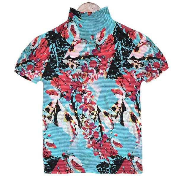 me ISSEY MIYAKE(ミーイッセイミヤケ) 花柄プリントTシャツ カットソー  