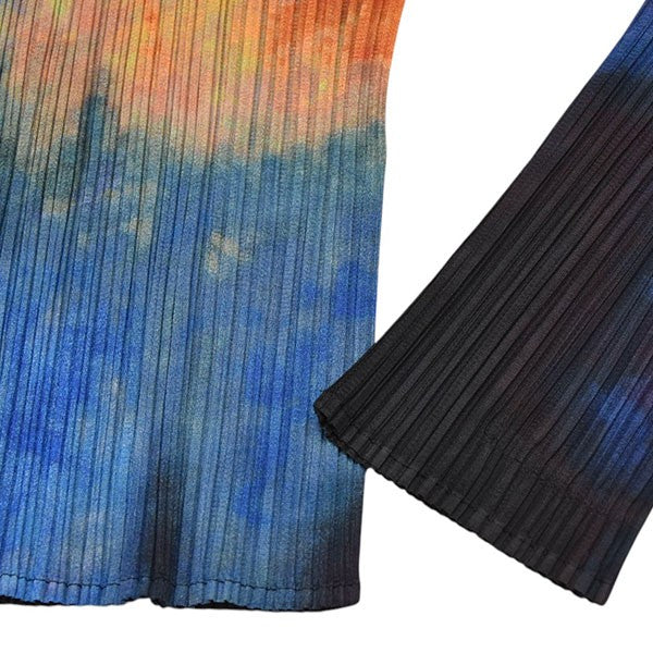 プリーツプリーズ PLEATS PLEASE 宇宙柄タートルネックプリーツロングスリーブTシャツ　ハイネックプリーツブラウス　PP61-JK501 ブ PLEATS PLEASE(プリーツプリーズ) 宇宙柄タートルネックプリーツ
