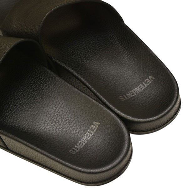 VETEMENTS(ヴェトモン) Slides Leather Sandal シャワーサンダル