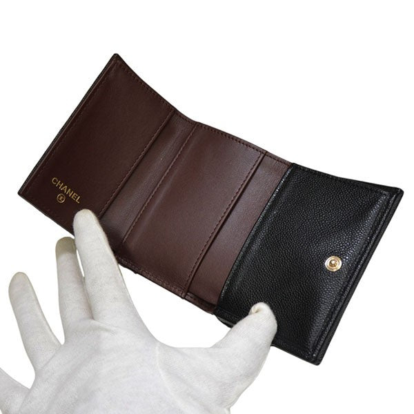 キャビアスキン　クラシック スモール フラップウォレット　二つ折り財布　AP0230