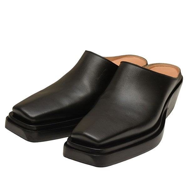 BOTTEGA VENETA(ボッテガヴェネタ) スクエアトゥミュール サンダル