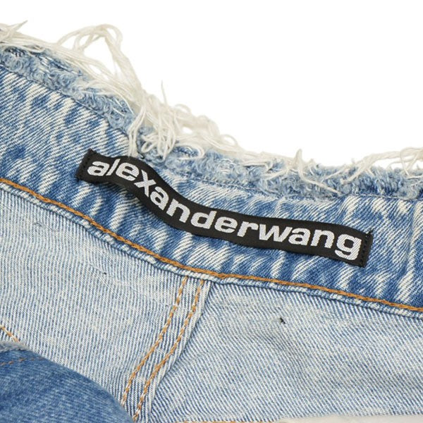 ALEXANDER WANG BELTED FRAYED BITE SHORTS IN DENIM ベルテッドデニムショートパンツ ダメージ加工 4DC2224081 古着・中古-4枚目のアイテム画像