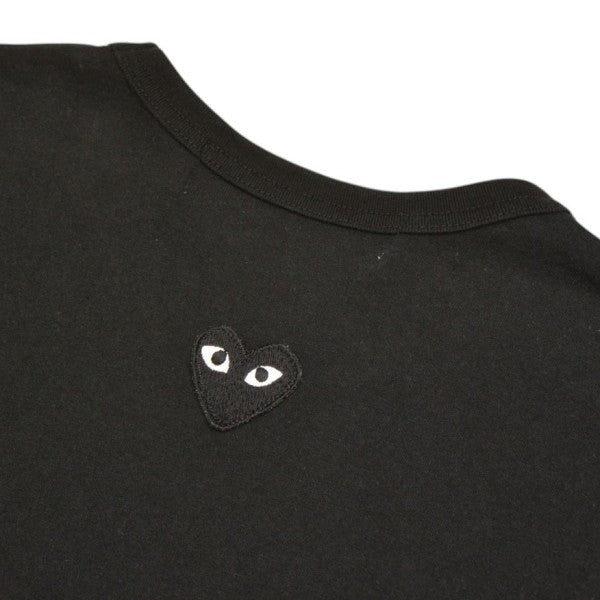 Black Emblem On The Back　ハート刺繍クルーネックTシャツ　AX-T341