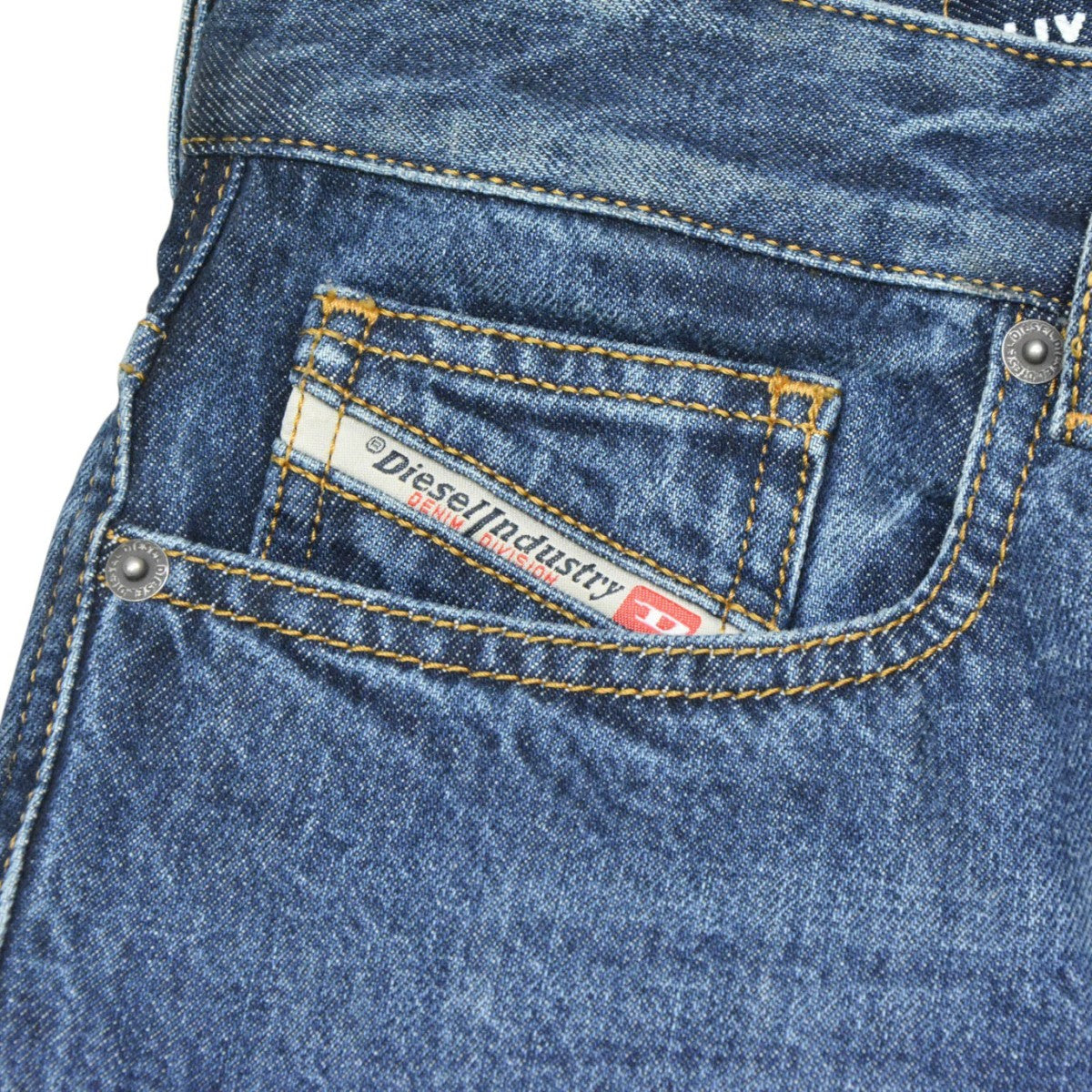 D-RISE L．30　バギーデニムパンツ　ワイドフレアジーンズパンツ　A06371 09I27