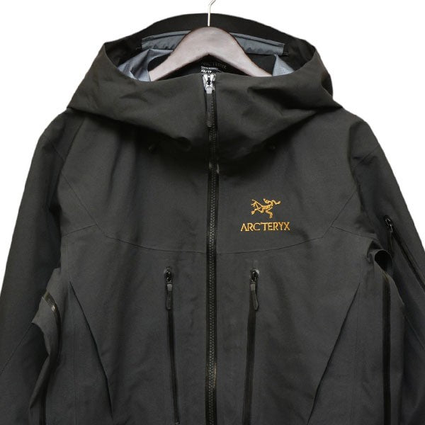 2025年モデル　GORE-TEX ALPHA SV JACKET M　ゴアテックス マウンテンパーカー　ジャケット　ブルゾン　X000009899
