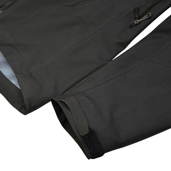 2025年モデル　GORE-TEX ALPHA SV JACKET M　ゴアテックス マウンテンパーカー　ジャケット　ブルゾン　X000009899