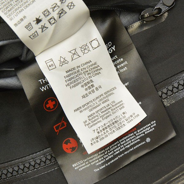 2025年モデル　GORE-TEX ALPHA SV JACKET M　ゴアテックス マウンテンパーカー　ジャケット　ブルゾン　X000009899
