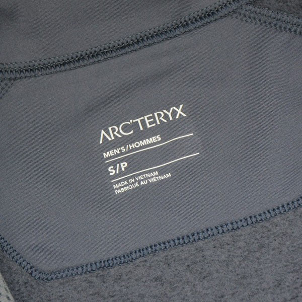 2025年モデル　COVERT CARDIGAN M　フリースジャケット　ブルゾン　X000010361