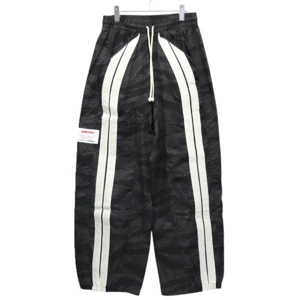 TRAPPIST PENTA PANT　カモフラワイドパンツ