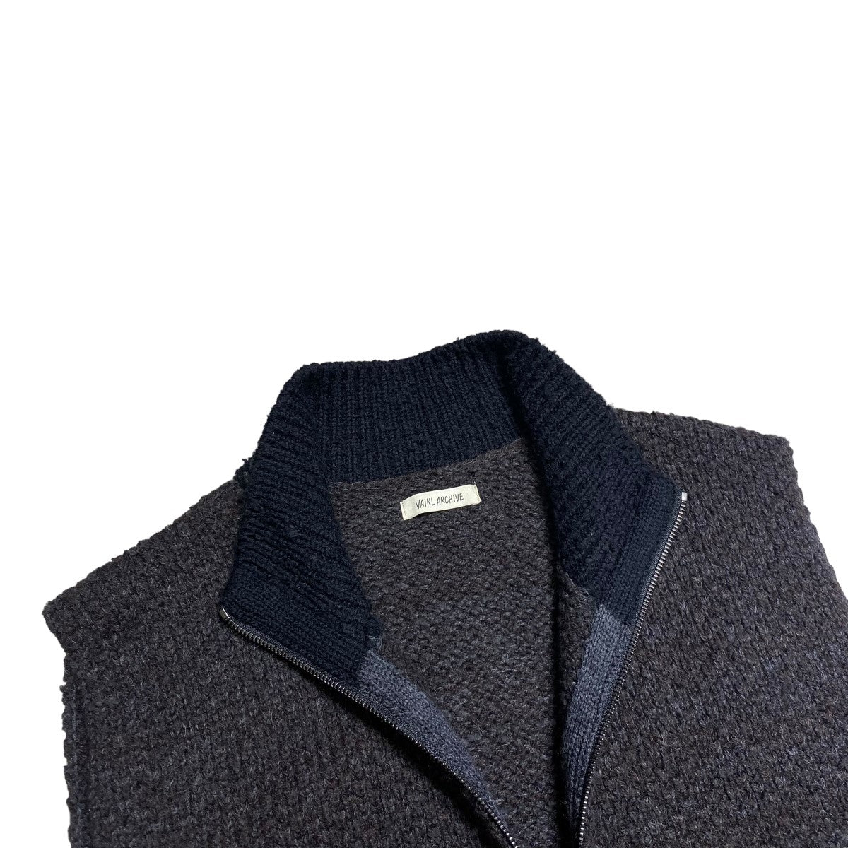 23AWDANIEL-V C．GRAYジップアップベストVASN23F005