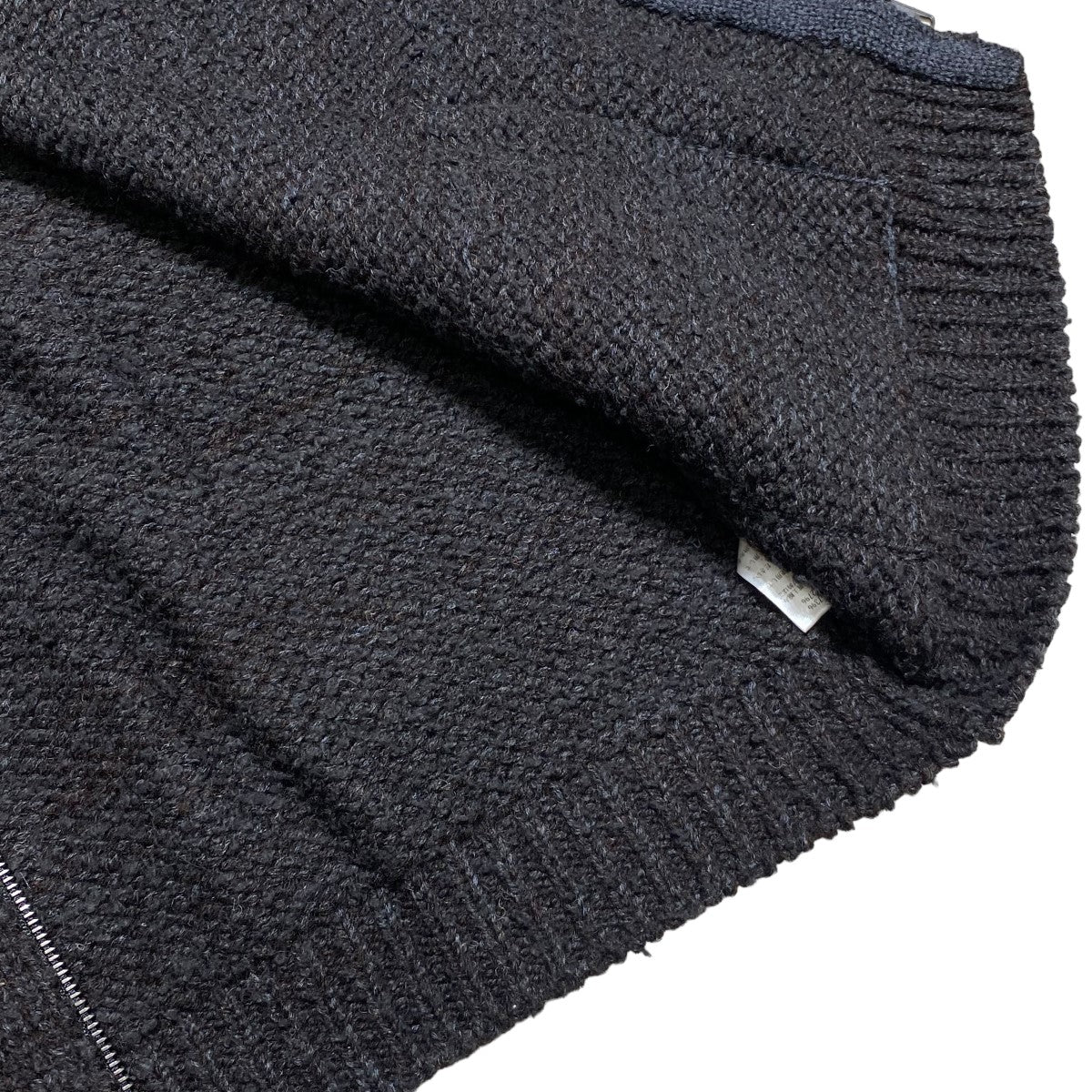 23AWDANIEL-V C．GRAYジップアップベストVASN23F005