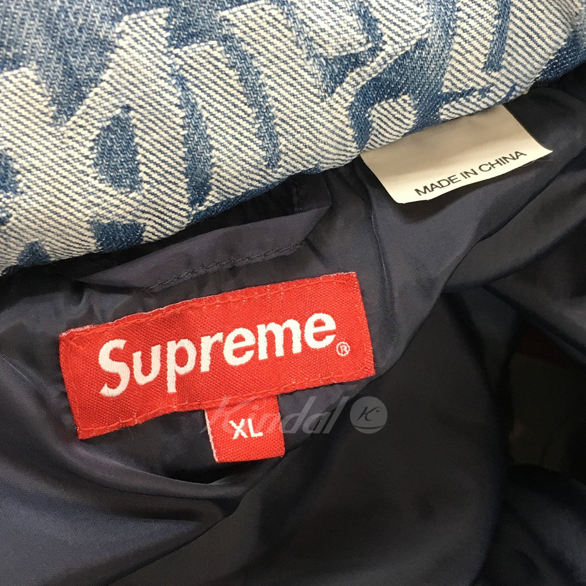 Supreme 22SS Fat Tip Jacquard Denim Puffer Jacket マルチロゴダウン ブルー サイズ XL｜【公式】カインドオルオンライン  ブランド古着・中古通販【kindal】