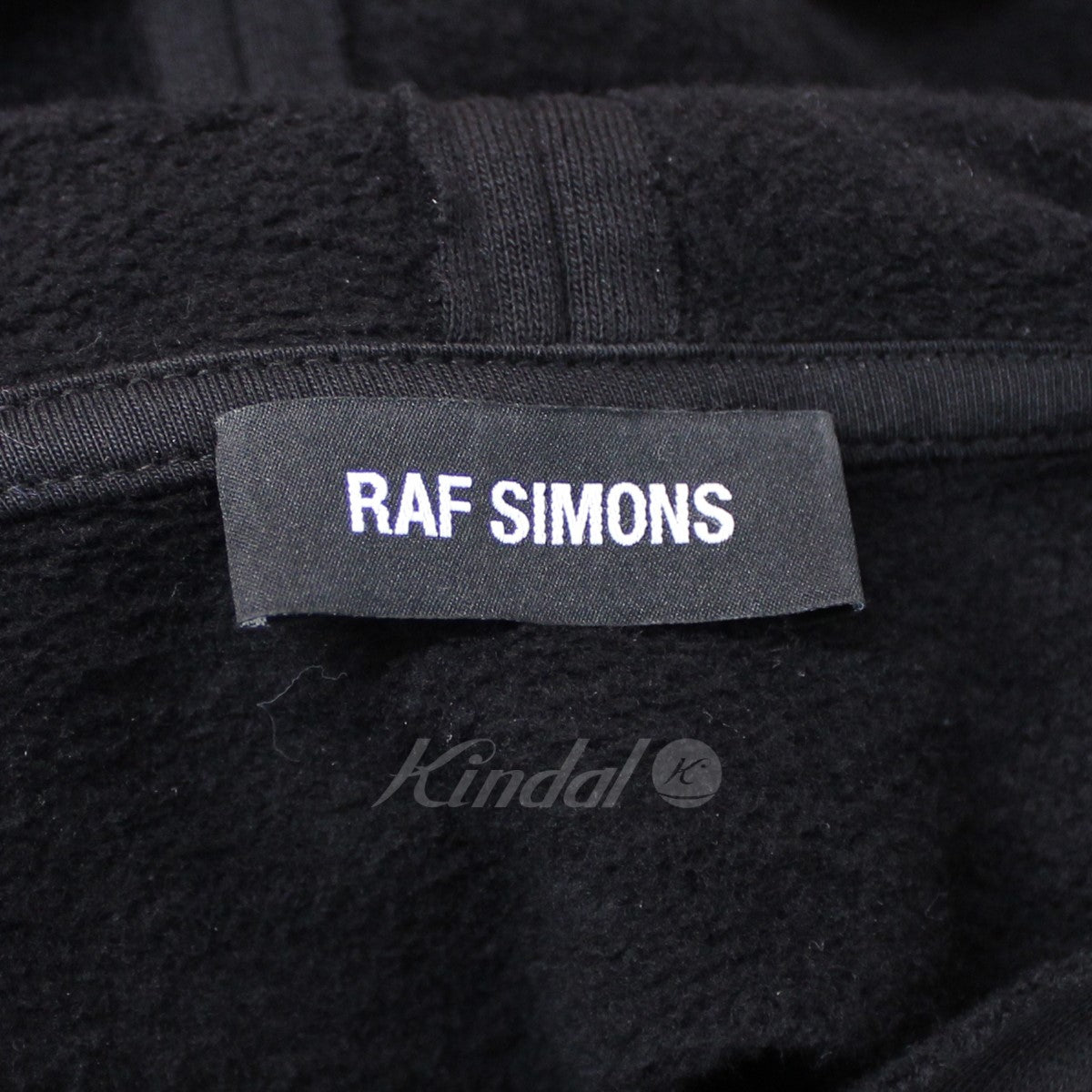 RAF SIMONS(ラフシモンズ) 21AW OVERSIZED PRINTED SCARF HOODIE オーバーサイズ パーカー  212-M185 19004-0099 ブラック サイズ 1(オーバーサイズ)｜【公式】カインドオルオンライン ブランド古着・中古通販【kindal】