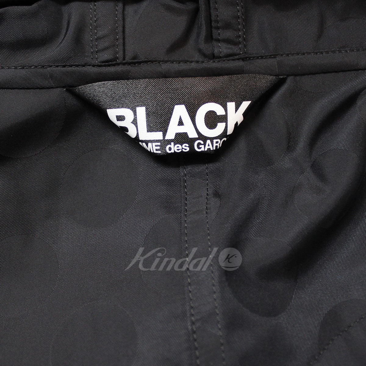 BLACK COMME des GARCONS(ブラック コムデギャルソン) AD2021 裏地 ドット デザイン フーデッド コート