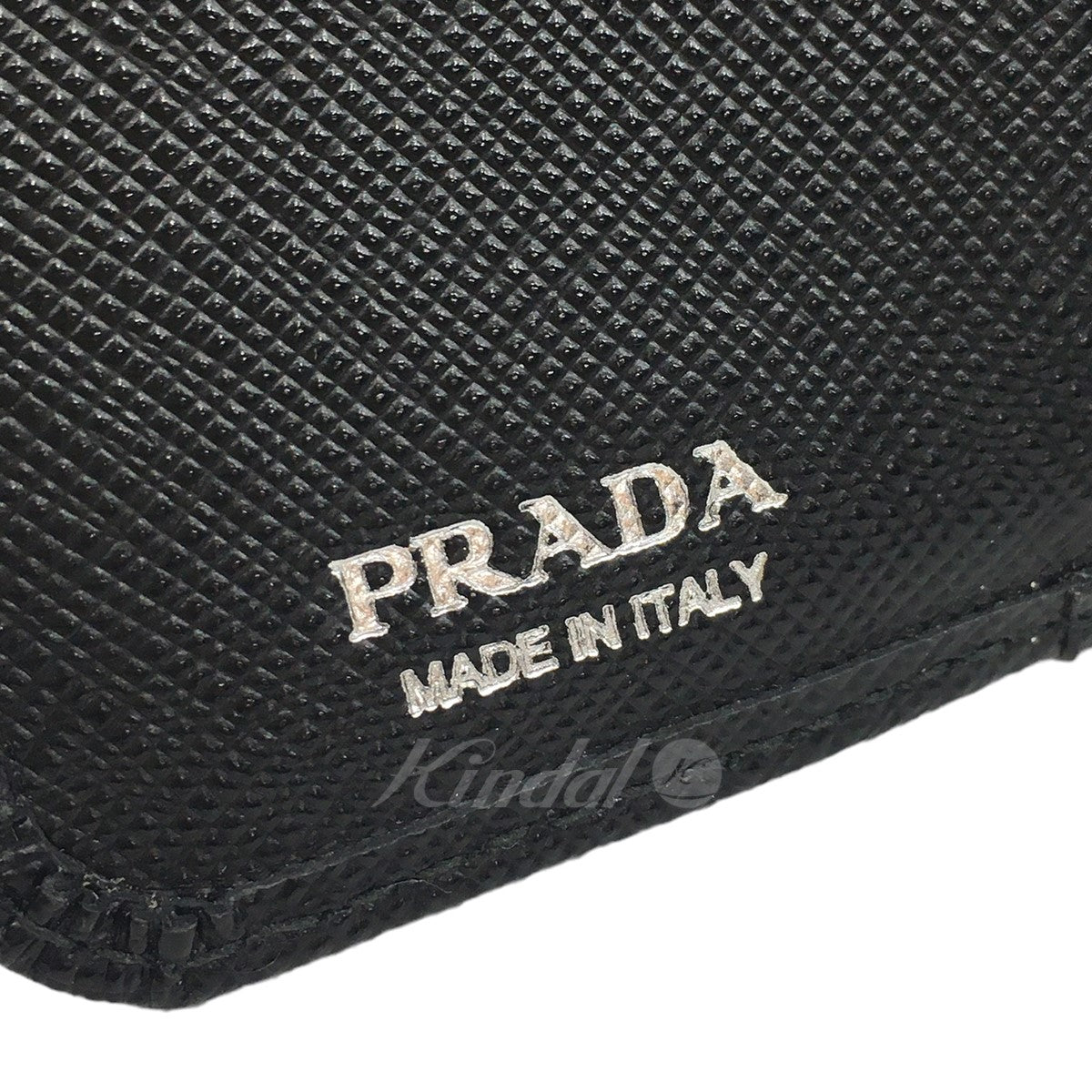 PRADA(プラダ) 23AW サフィアーノトライアングル 財布 ミニ ウォレット ...