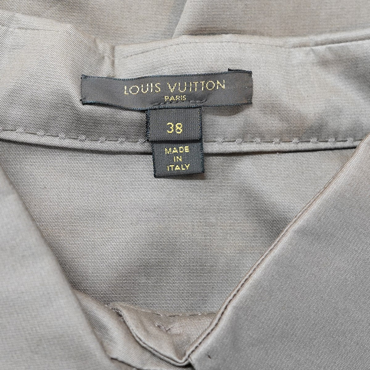 LOUIS VUITTON(ルイヴィトン) 袖 ビジュー 装飾 七分袖 シャツ LOUIS VUITTON(ルイヴィトン) 袖 ビジュー 装飾 七分袖 シャツ