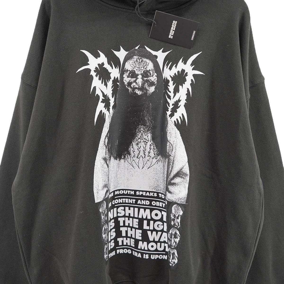 NISHIMOTO IS THE MOUTH(ニシモト イズ ザ マウス) METAL TOUR SWEAT HOODIE メタルツアー パーカー  定価18700円 チャコール調 サイズ L｜【公式】カインドオルオンライン ブランド古着・中古通販【kindal】