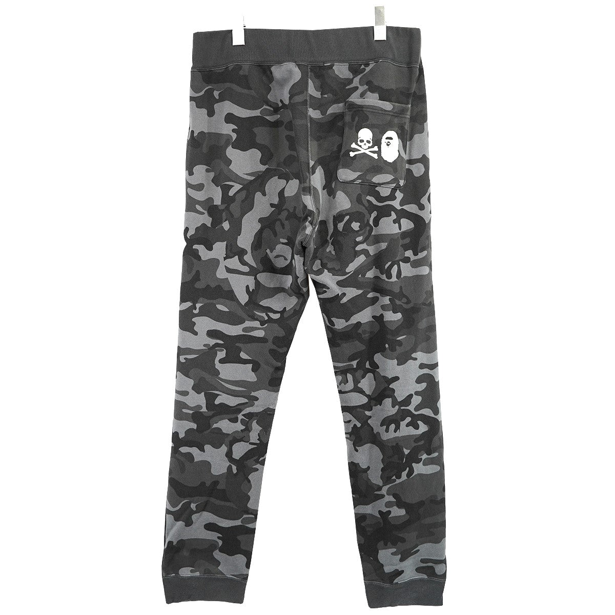 A BATHING APE×Mastermind JAPAN 18SSMM VS BAPE SLIM SWEAT PANTS MVS  Mastermind JAPAN スウェットパンツ 001PTG231914X グレー サイズ 20｜【公式】カインドオルオンライン  ブランド古着・中古通販【kindal】