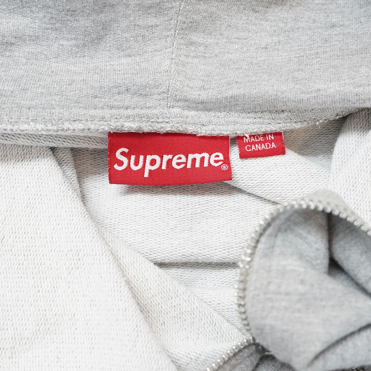 Supreme×ANTI HERO 14SS ANTI HERO Zip Up Sweashirt コラボ ロゴ ジップ パーカー グレー サイズ  M｜【公式】カインドオルオンライン ブランド古着・中古通販【kindal】