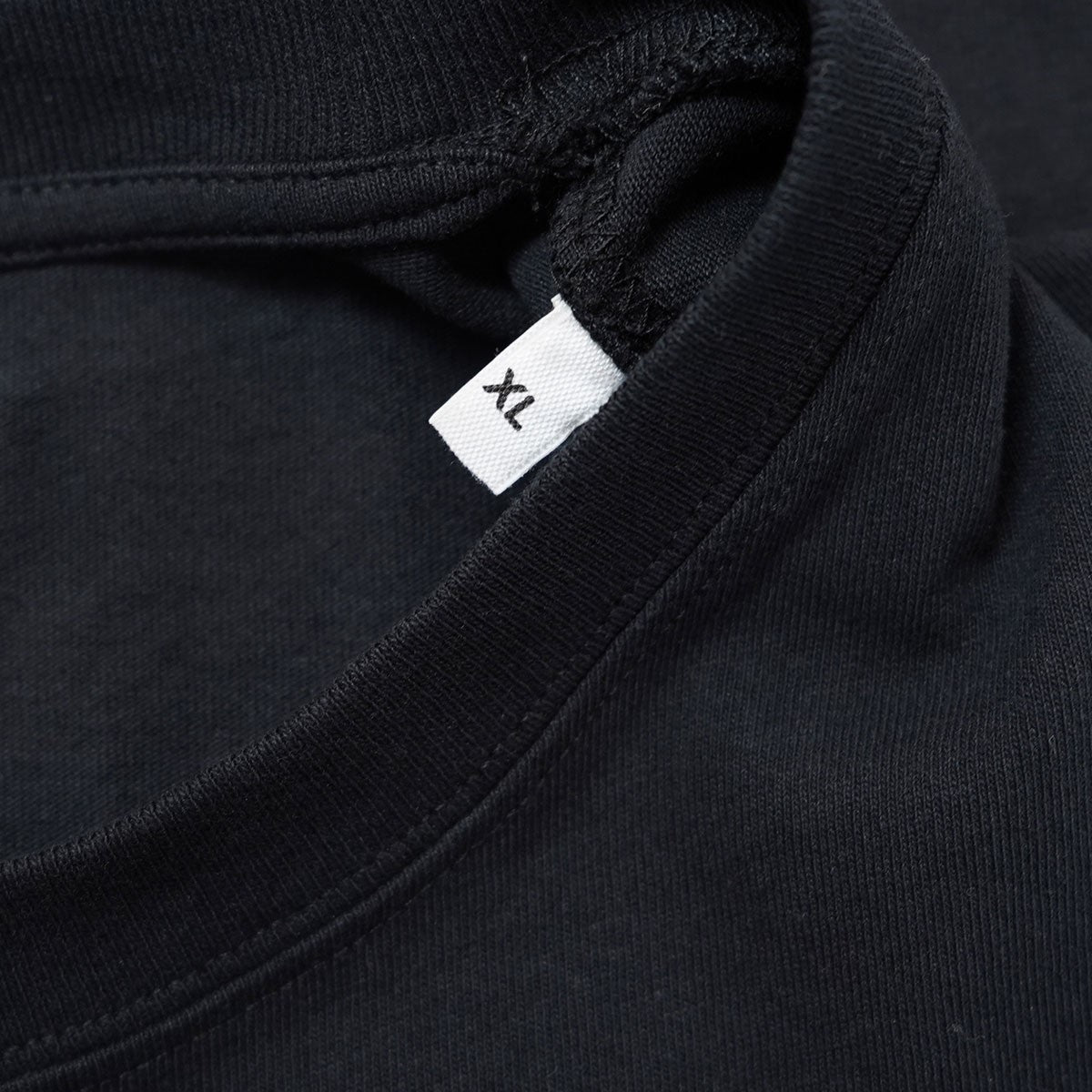 AMIPARIS(アミアレクサンドルマテュッシ) カレッジ ロゴTシャツ