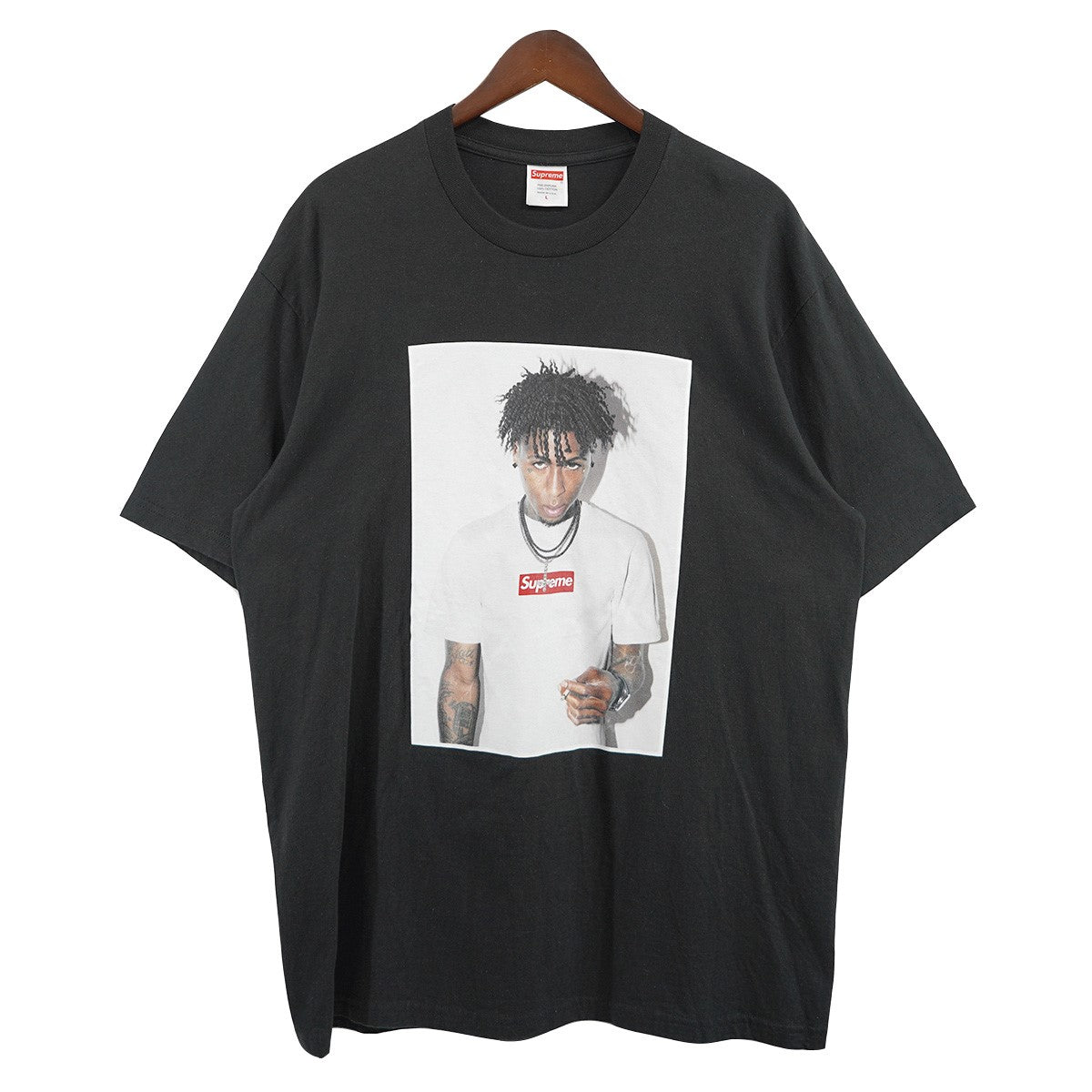 Supreme(シュプリーム) 23AW NBA Youngboy Tee ヤングボーイ フォト Tシャツ ブラック サイズ L｜【公式】カインドオルオンライン  ブランド古着・中古通販【kindal】