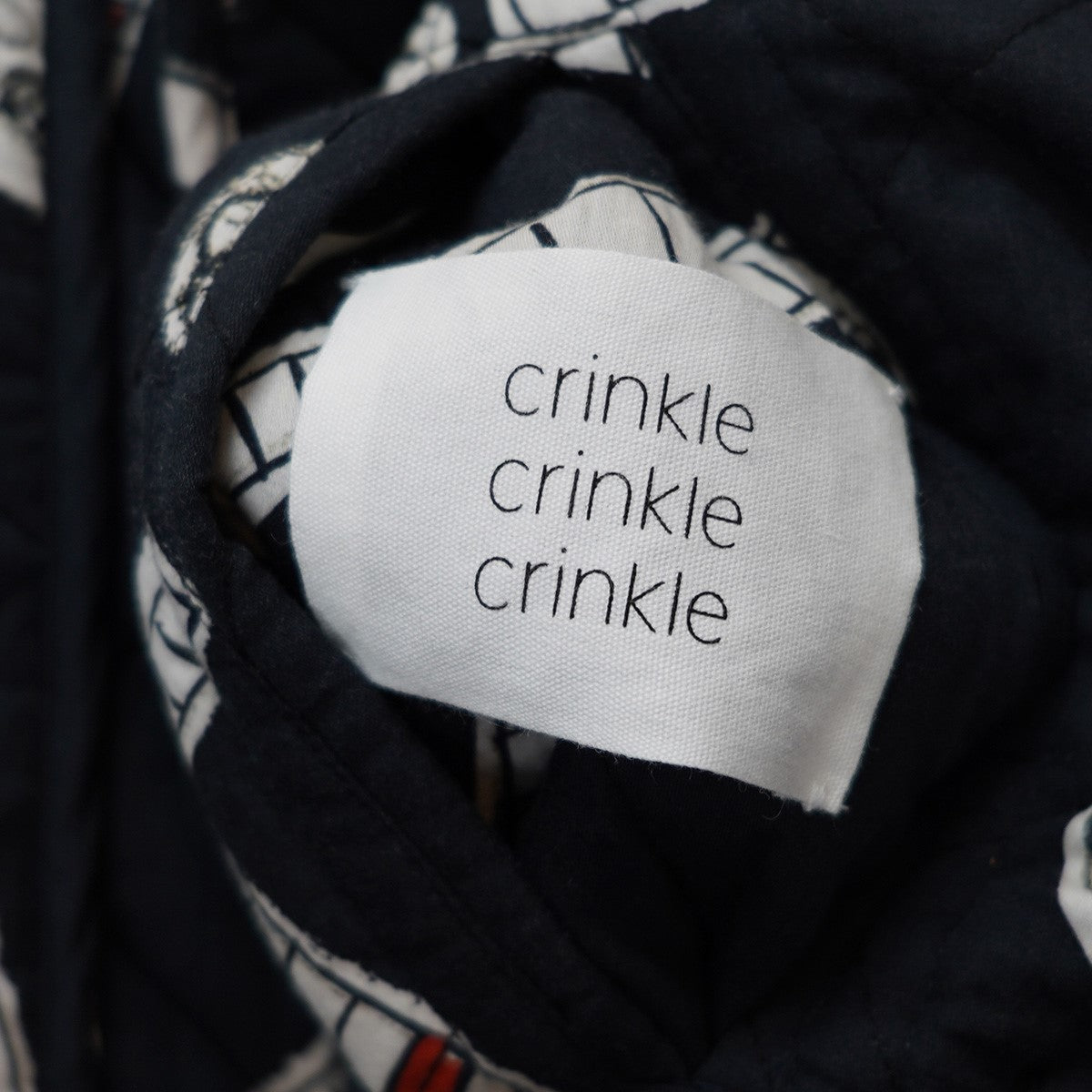 crincle crinkle crinkle(クリンクル クリンクル クリンクル) ボタン