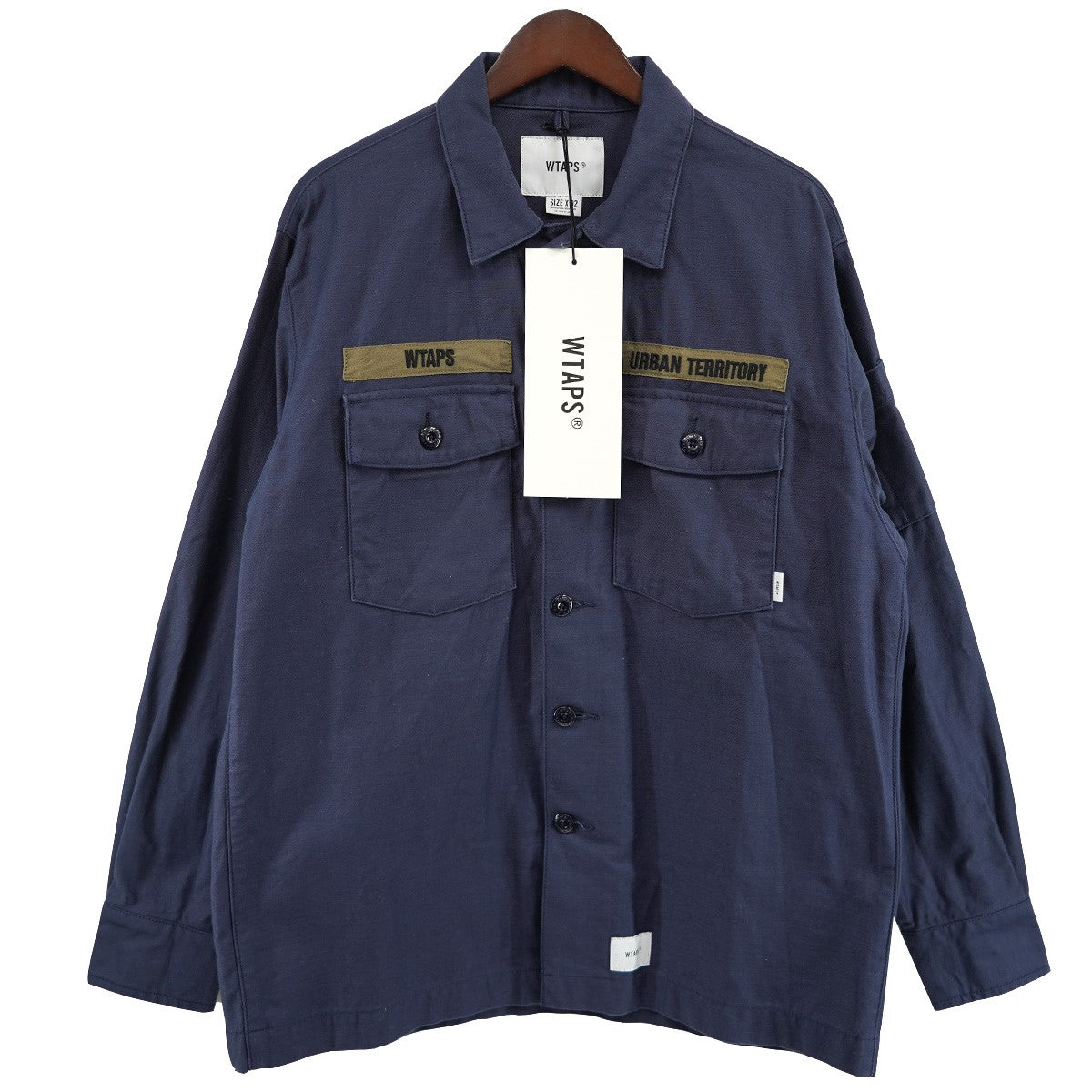 WTAPS(ダブルタップス) 20AW BUDS／LS／COTTON． SATIN ロゴ ユーティリティシャツ 202BRDT-SHM01 ネイビー  サイズ X02｜【公式】カインドオルオンライン ブランド古着・中古通販【kindal】