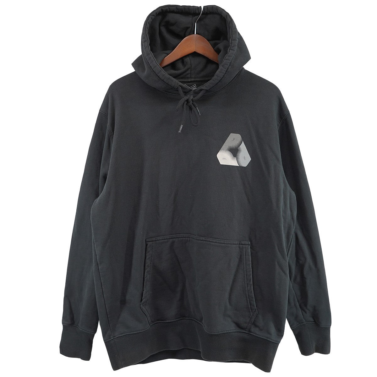 パレスのFat Pee Hood トライアングル ファット ピー フード パーカーです。 PALACE 古着・中古 トップス アイテム