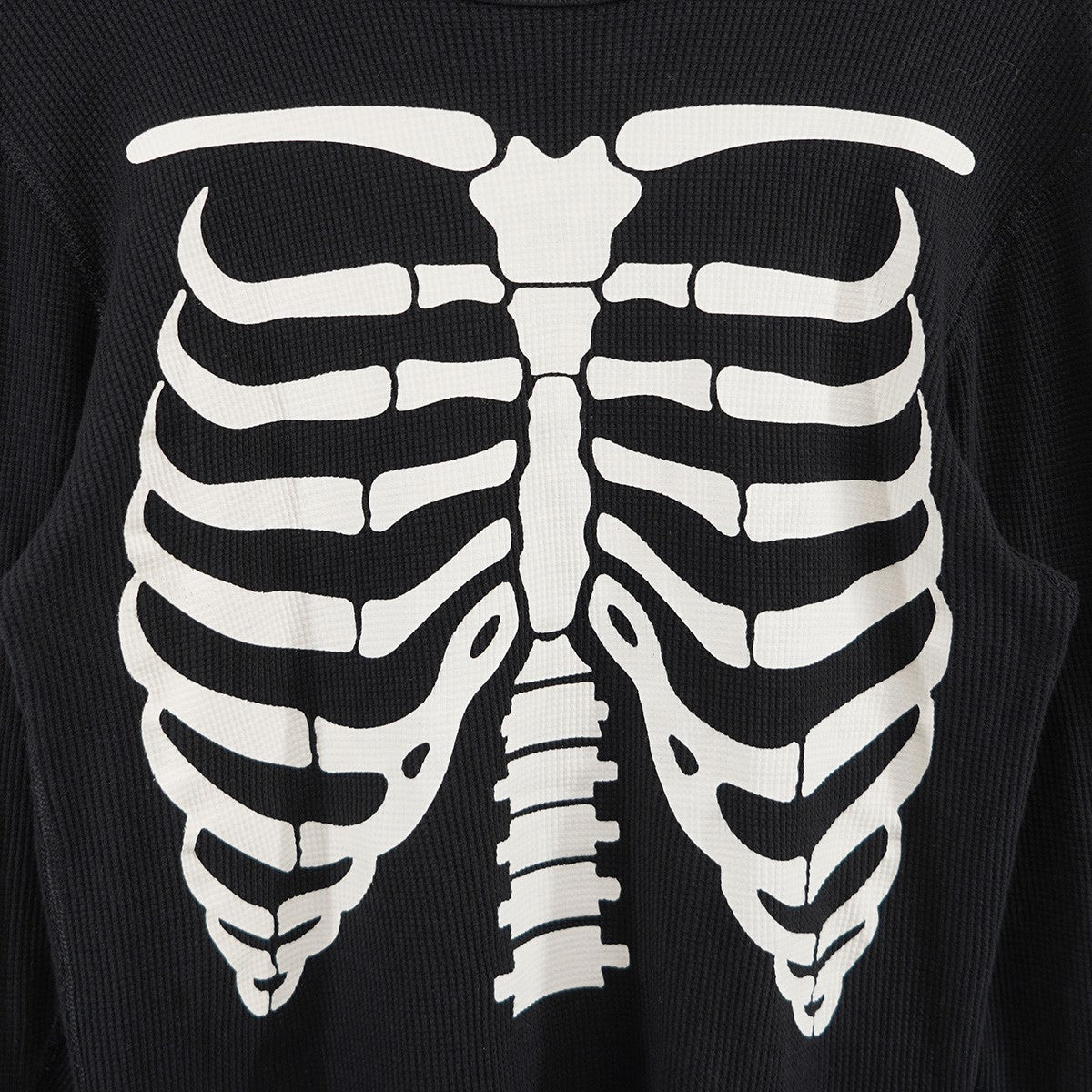 Supreme 古着・中古 シュプリームのHanes Bones Thermal Crew ヘインズ ボーン ボーンズ サーマル クルー ロンT 長袖Tシャツです。