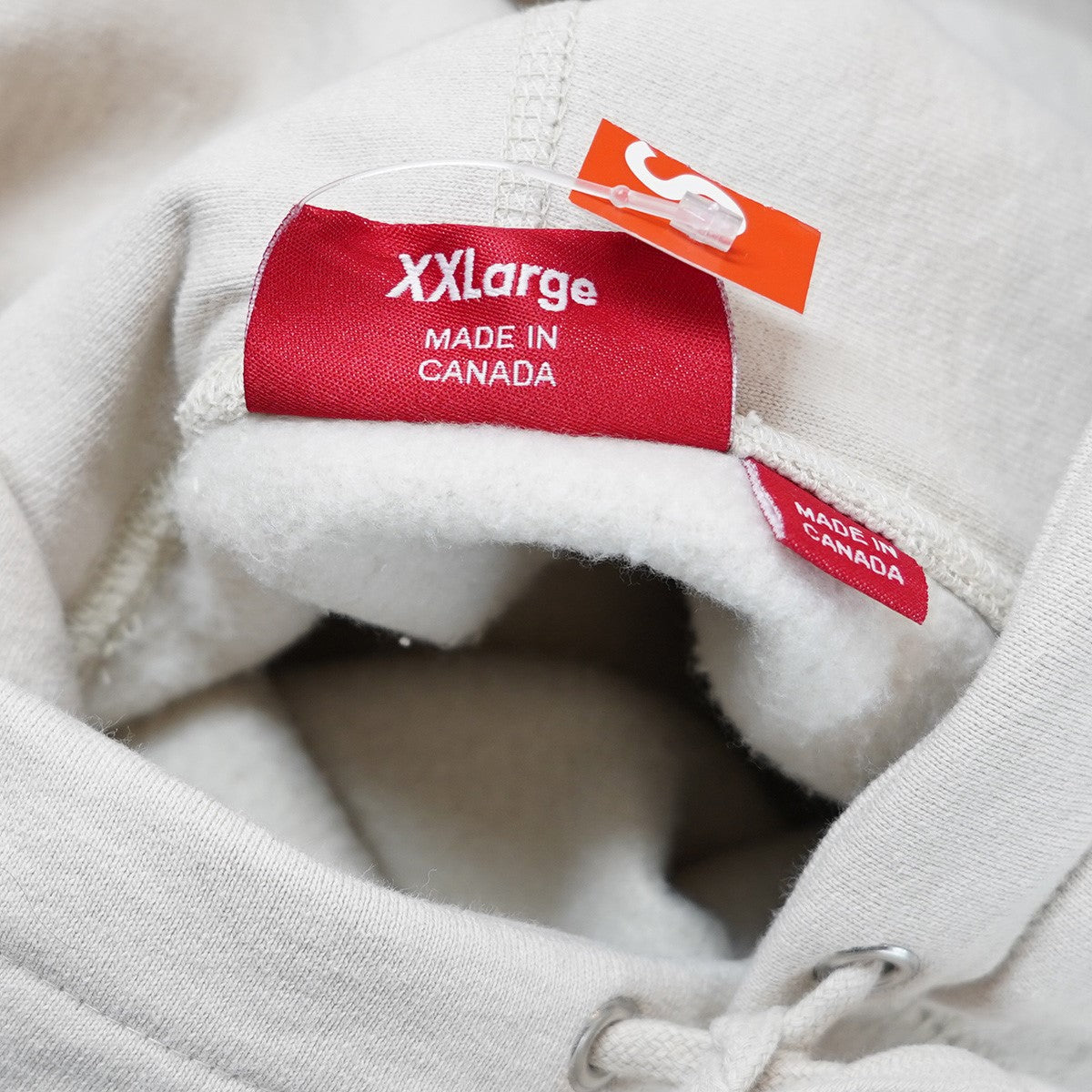 シュプリームの24AW Box Logo Hooded Sweatshirt Stone ボックスロゴ フーデッドスウェットシャツ ボックス ロゴ パーカーです。 Supreme 古着・中古 トップス アイテム