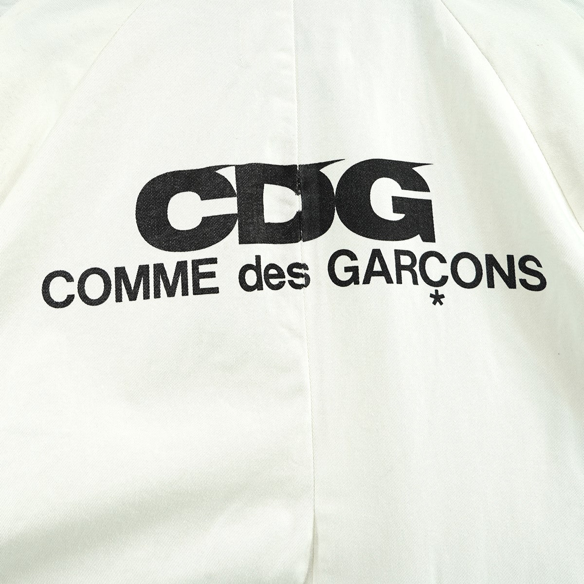 CDG COMME des GARCONS(シーディージー コムデギャルソン) バックロゴ