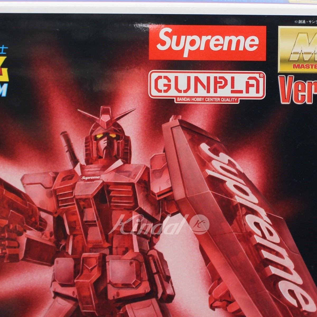 21FW Supreme GUN DAM Red プラモデル ガンダム シュプリームがガンダムとのコラボを記念したスペシャル動画を