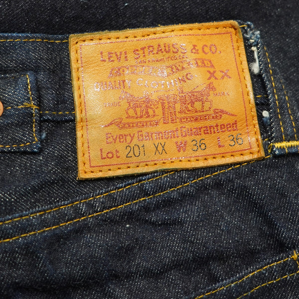 LEVI’S VINTAGE CLOTHING 90s 90年代 ボタン裏555刻印 LVC 1937年復刻モデル201XX ダブルエックス BIG E ビッグイー 革パッチ デニムパンツ ジーンズ 古着・中古-6枚目のアイテム画像