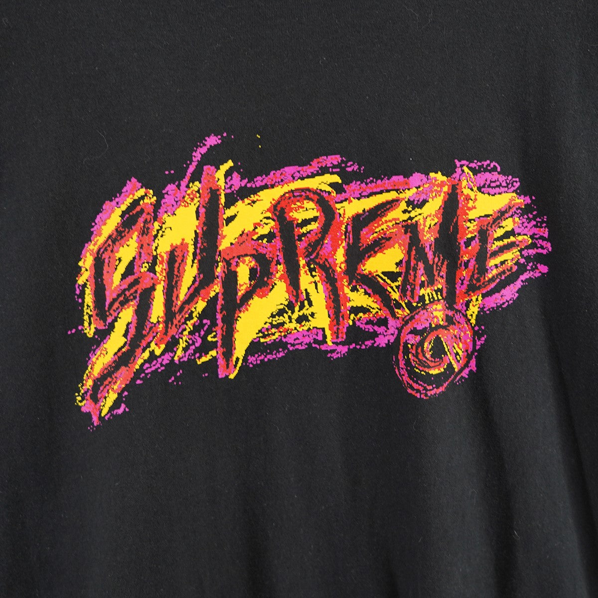 Supreme 20AW Scratch Tee スクラッチ ロゴ Tシャツ 古着・中古-2枚目のアイテム画像