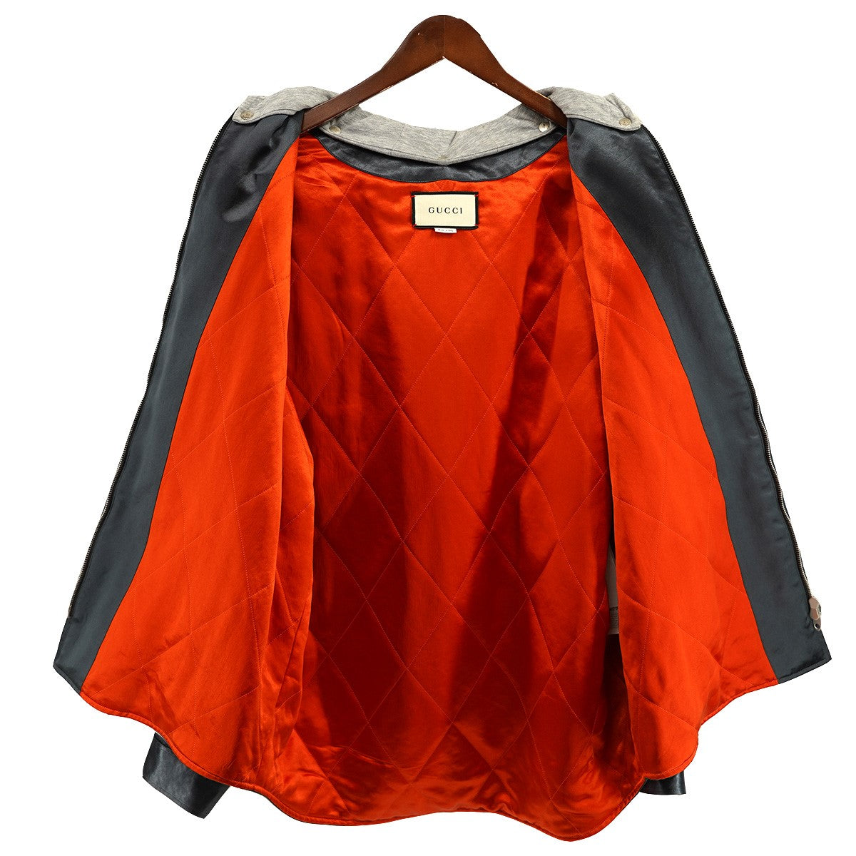 GUCCI(グッチ) WORLD WIDE ロゴワッペン フード付き パデッド 中綿入り