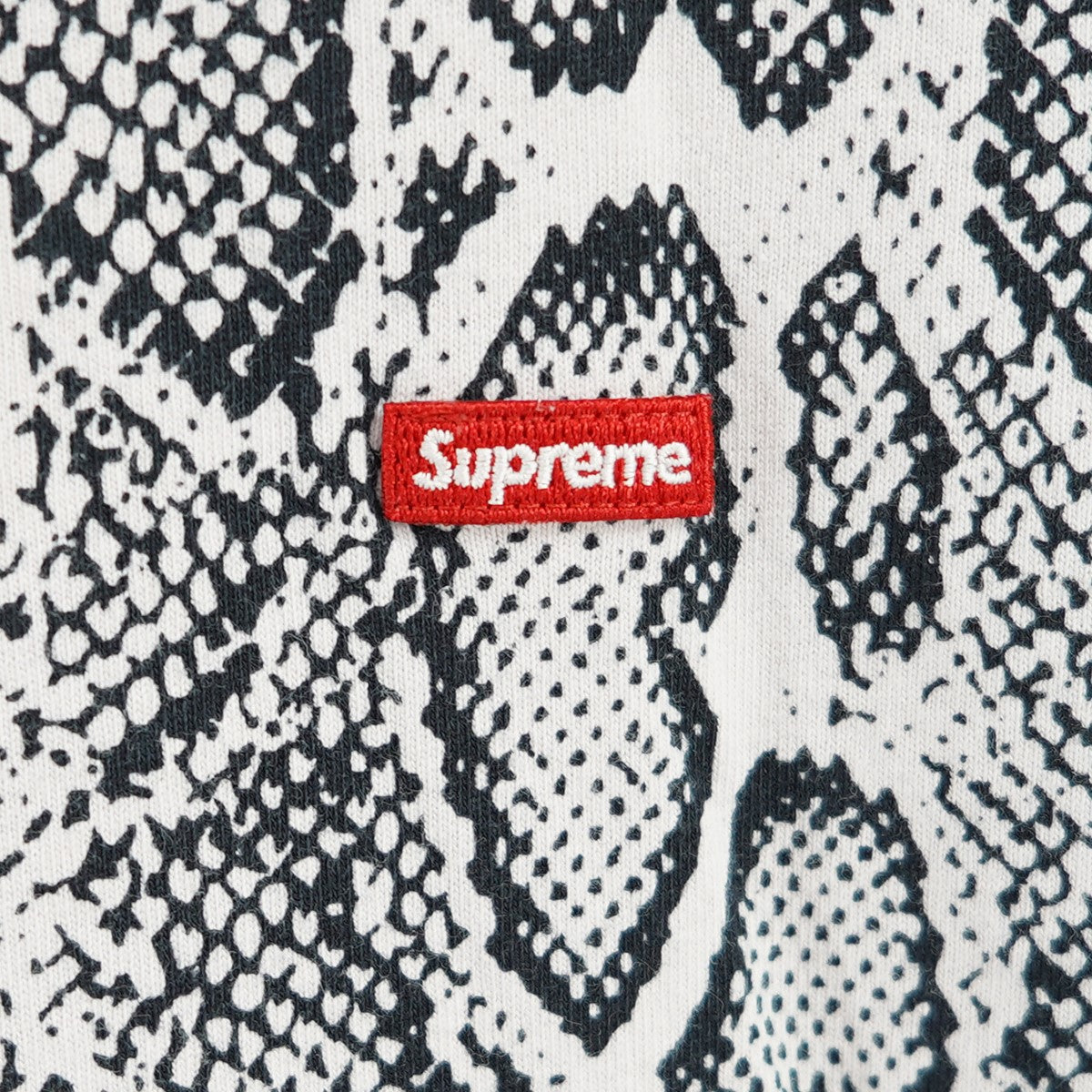 Yahoo!オークション -「supreme snake」(半袖Tシャツ) (トップス