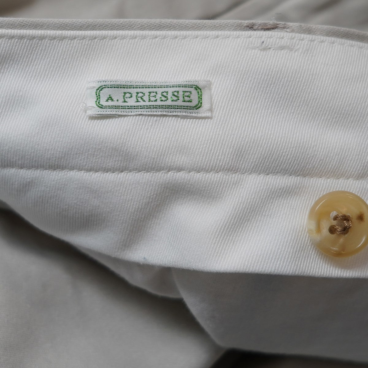 A．PRESSE(アプレッセ) CHINO TROUSERSタック ワイド チノ