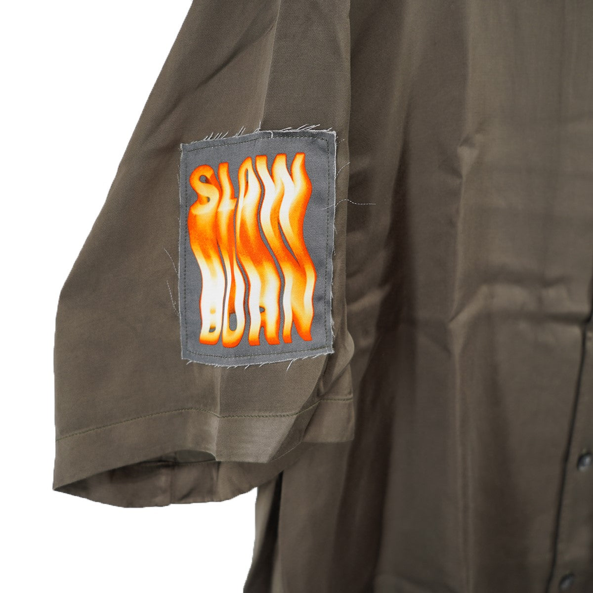 DIESEL by Glenn Martens 25SS S-DAXHE Short-sleeve satin shirt with patchesビスコース サテン ロゴ パッチ 開襟 オープンカラー 半袖シャツ 古着・中古-4枚目のアイテム画像
