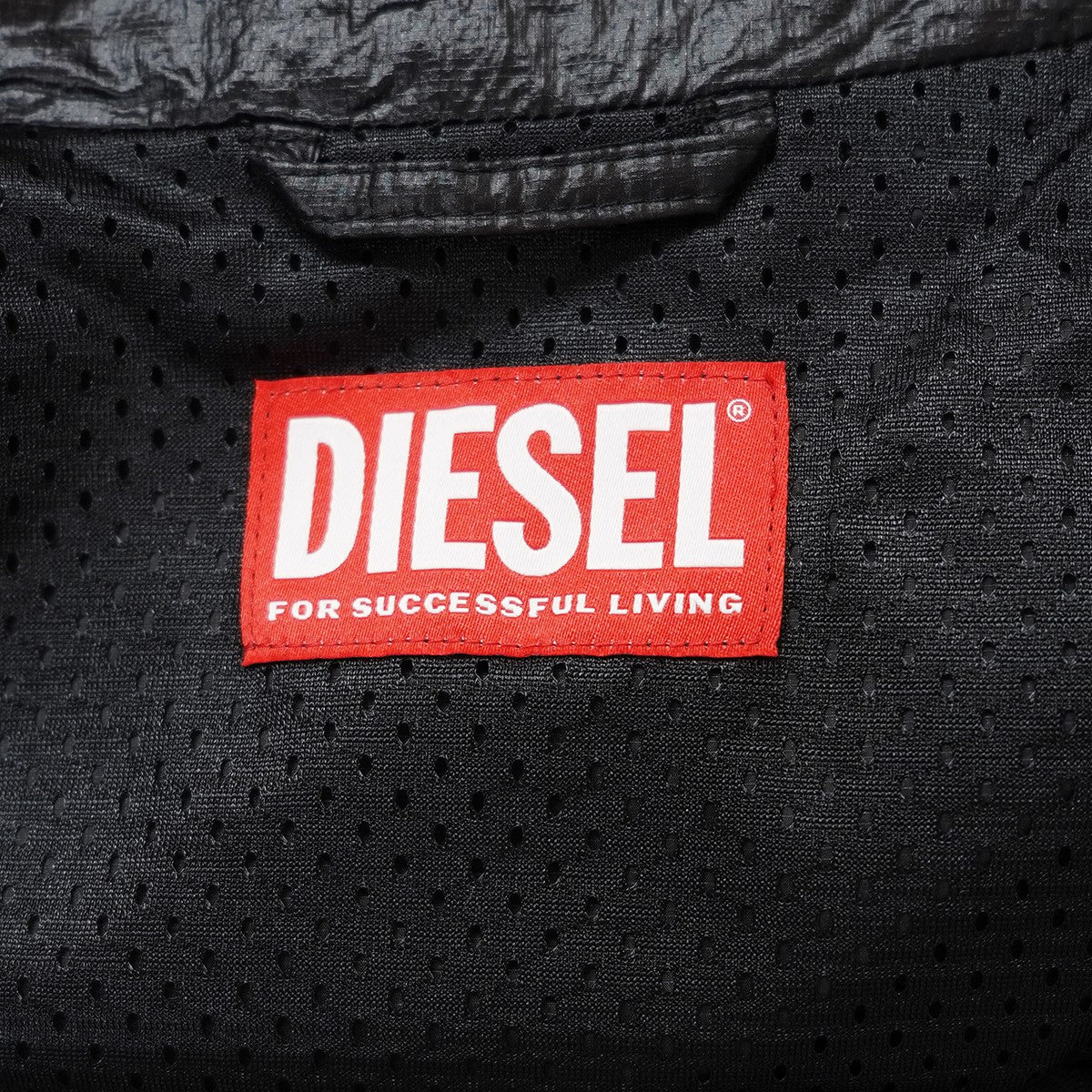 DIESEL by Glenn Martens(ディーゼル バイ グレンマーティンス