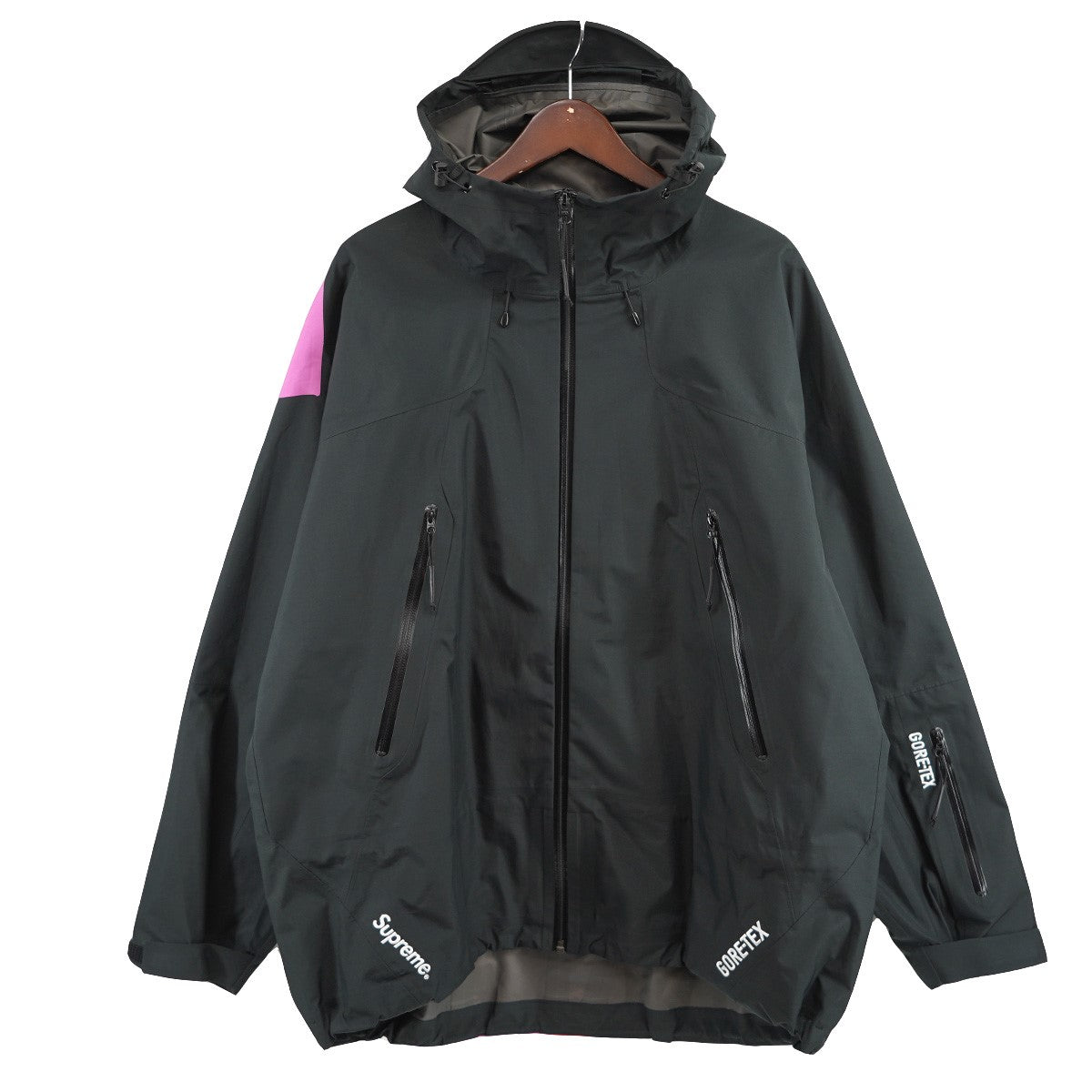 Supreme(シュプリーム) 22AW Gonz GORE-TEX Shell Jacketロゴ