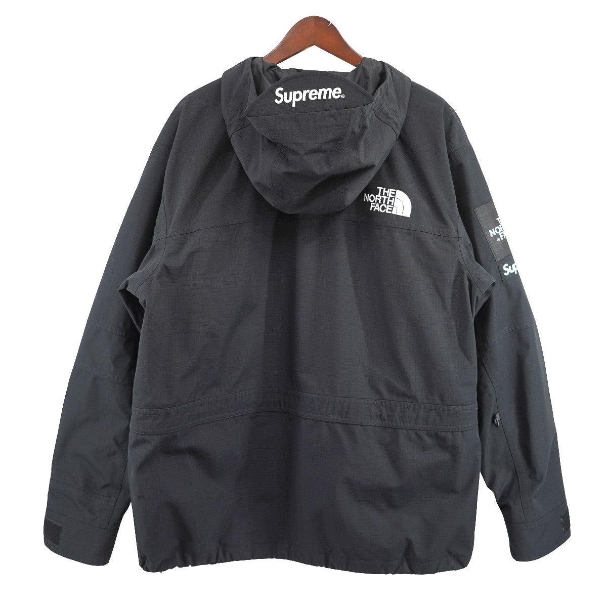 Supreme×THE NORTH FACE 18AW THE NORTH FACE Expedition Jacketロゴ