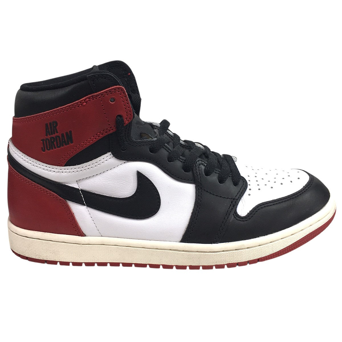 エアジョーダン 1 HIGH OG Black Toe エア ジョーダン 1 HIGH OG “Black Toe Reimagined”」は、永遠の
