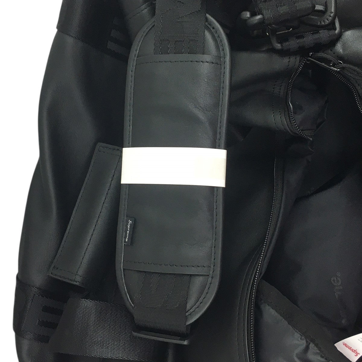 Supreme(シュプリーム) 24AW Leather Duffle Bagボックスロゴ