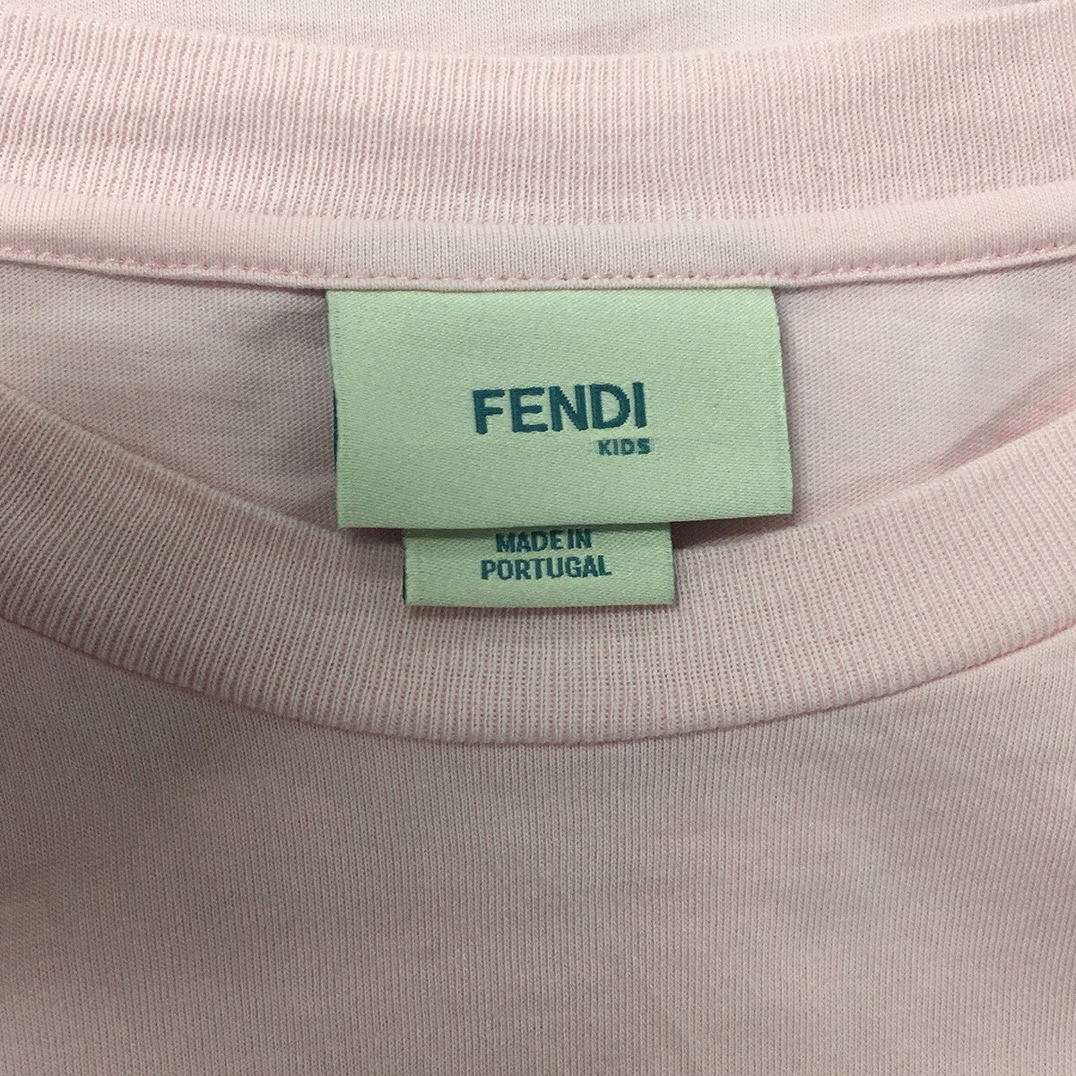 フェンディ FENDI ロゴ Tシャツ ピンク サイズ：12A FENDI(フェンディ) ロゴ Tシャツ 61091000 ピンク サイズ 12A