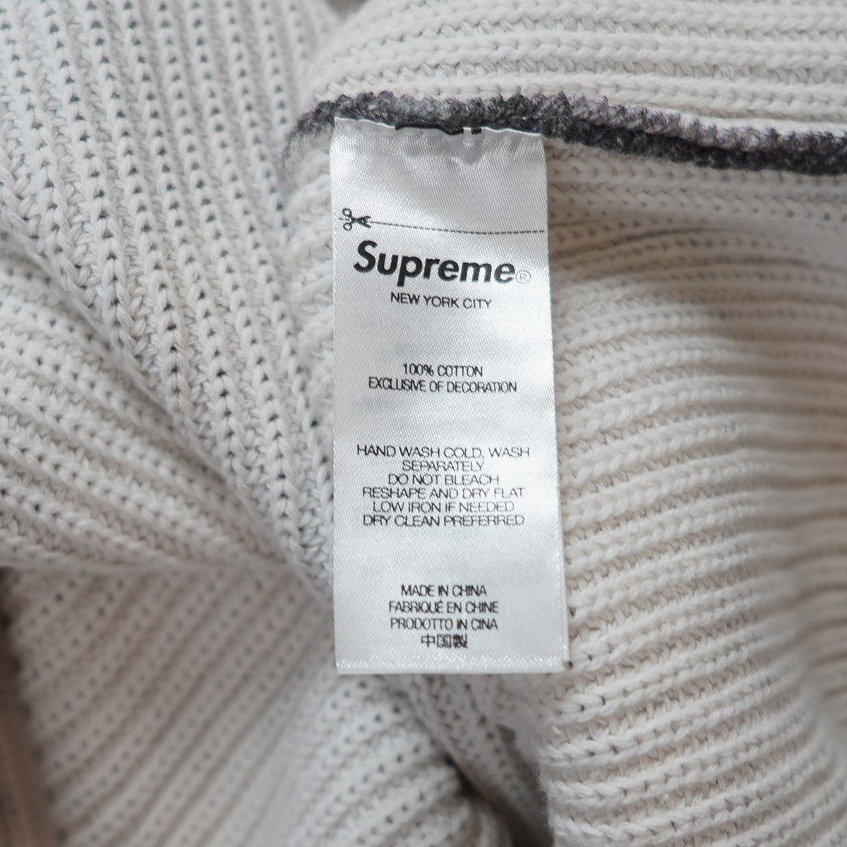 Supreme giger ニット ☆23AW WEEK8☆Supreme H.R. Giger Sweater (Supreme/ニット・セーター