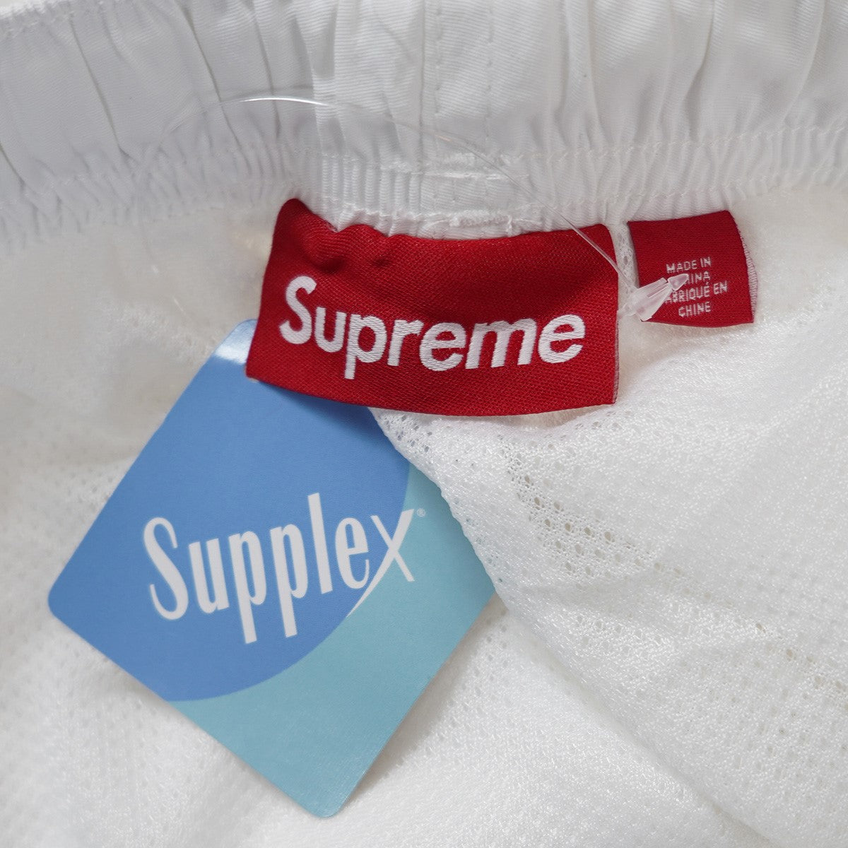 Supreme(シュプリーム) 25SS Spellout Embroidered Track Pant